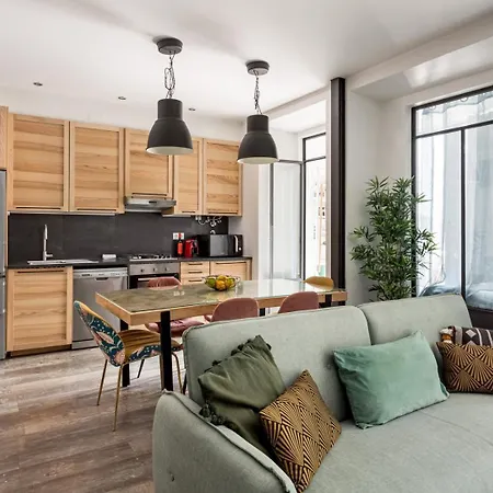 דירה Modern 3br W/ Terrace & Bbq - Near Tram 28 | By Airnest