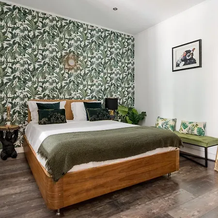 Modern 3br W/ Terrace & Bbq - Near Tram 28 | By Airnest דירה *